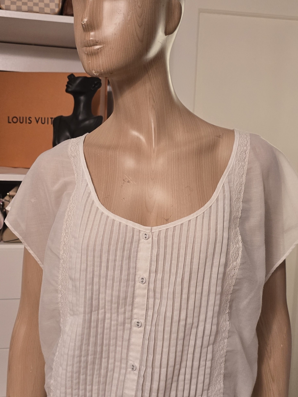 Guess White Pintuck Button-Front Lace Trim Blouse